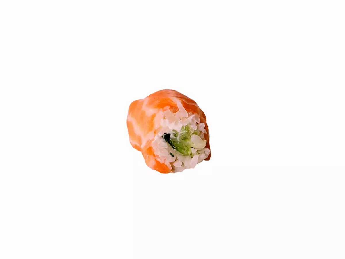 3-Salmon roll	Saumon cheese concombre avocat laitue spicy
