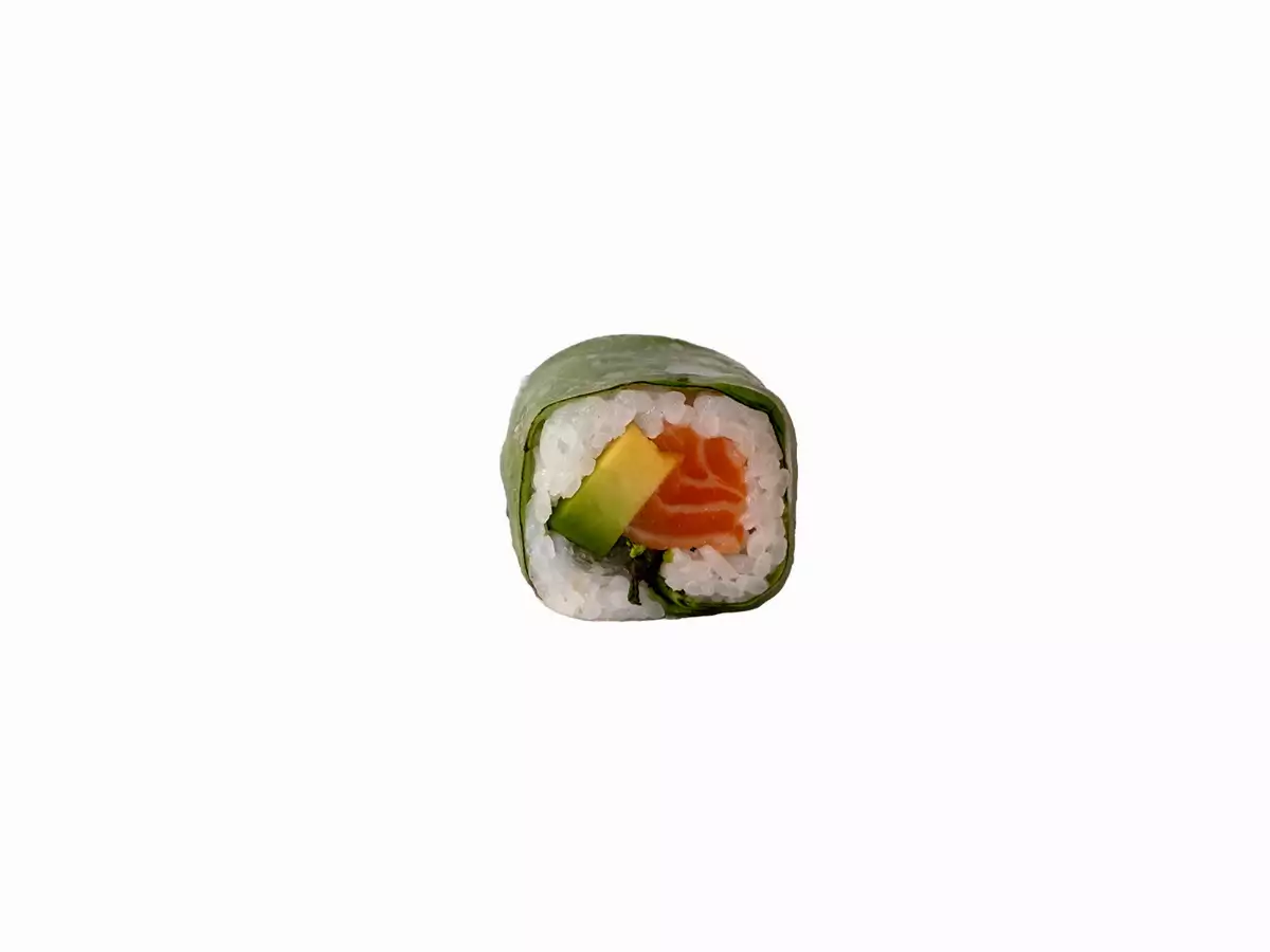 1-Spring rolls Saumon avocat menthe coriandre enroulé de salade verte