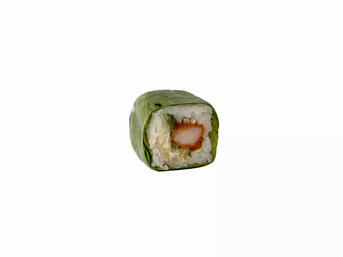 13-Spring rolls Poulet tempura laitue copeaux de parmesan sauce césar enroulé de salade verte