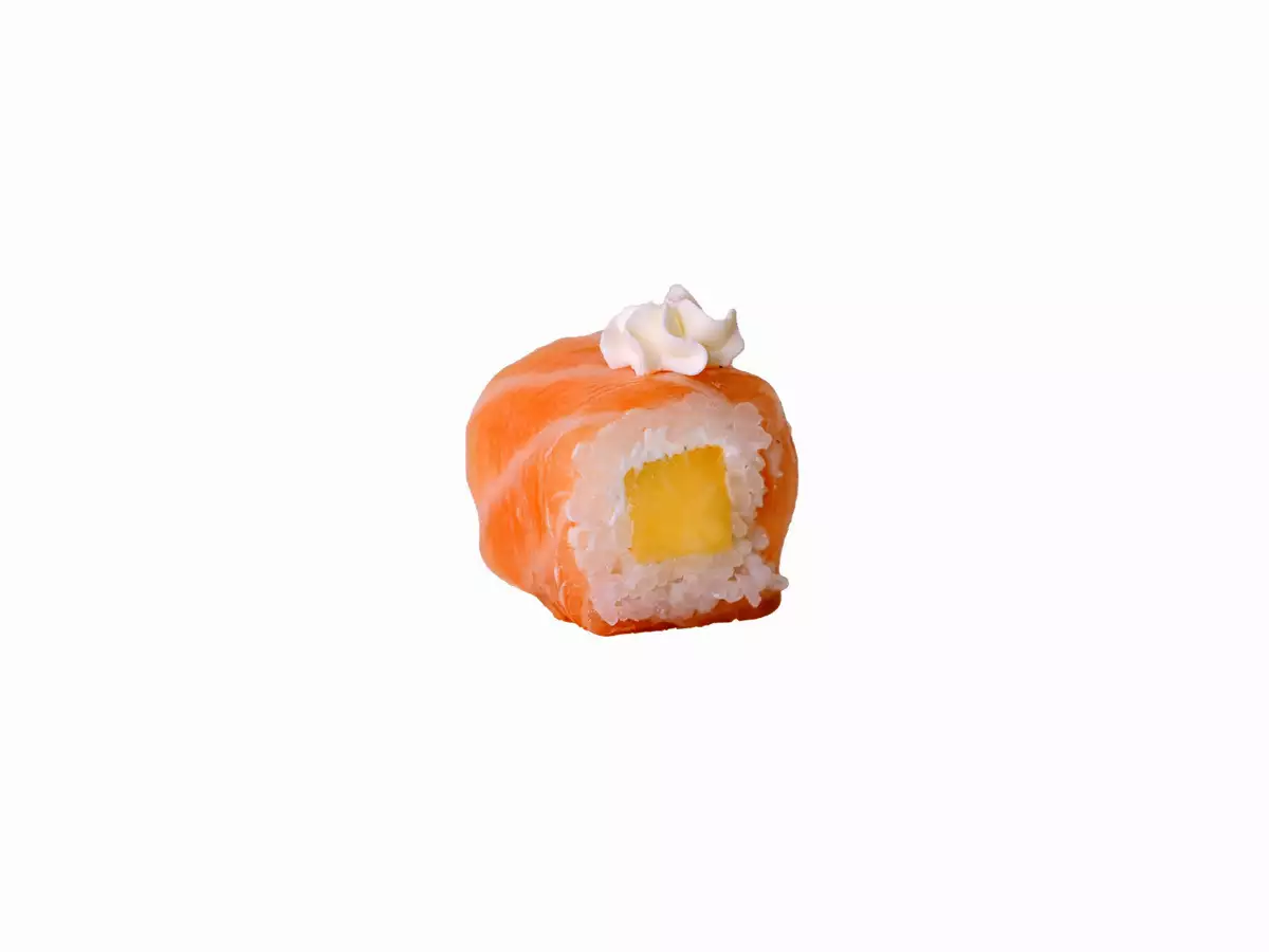 4-Salmon roll	Saumon cheese mangue